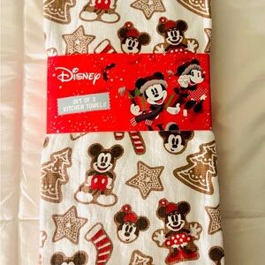 Disney Festive Gingerbread Mickey & Minnie Mouse Towels - Red and Brown
